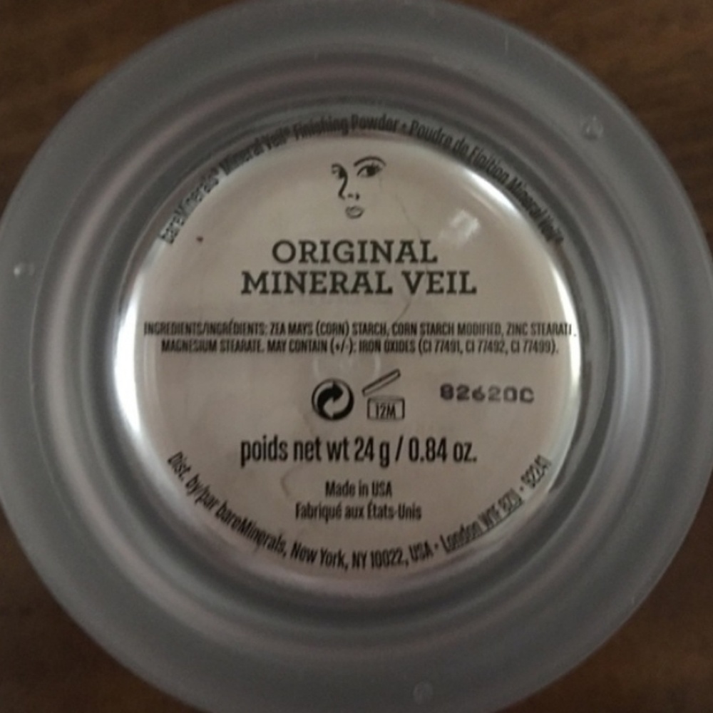 BareMinerals Deluxe Mineral Veil